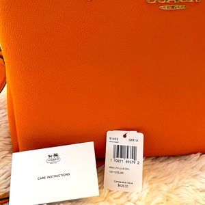 New Coach Lillie Carryall